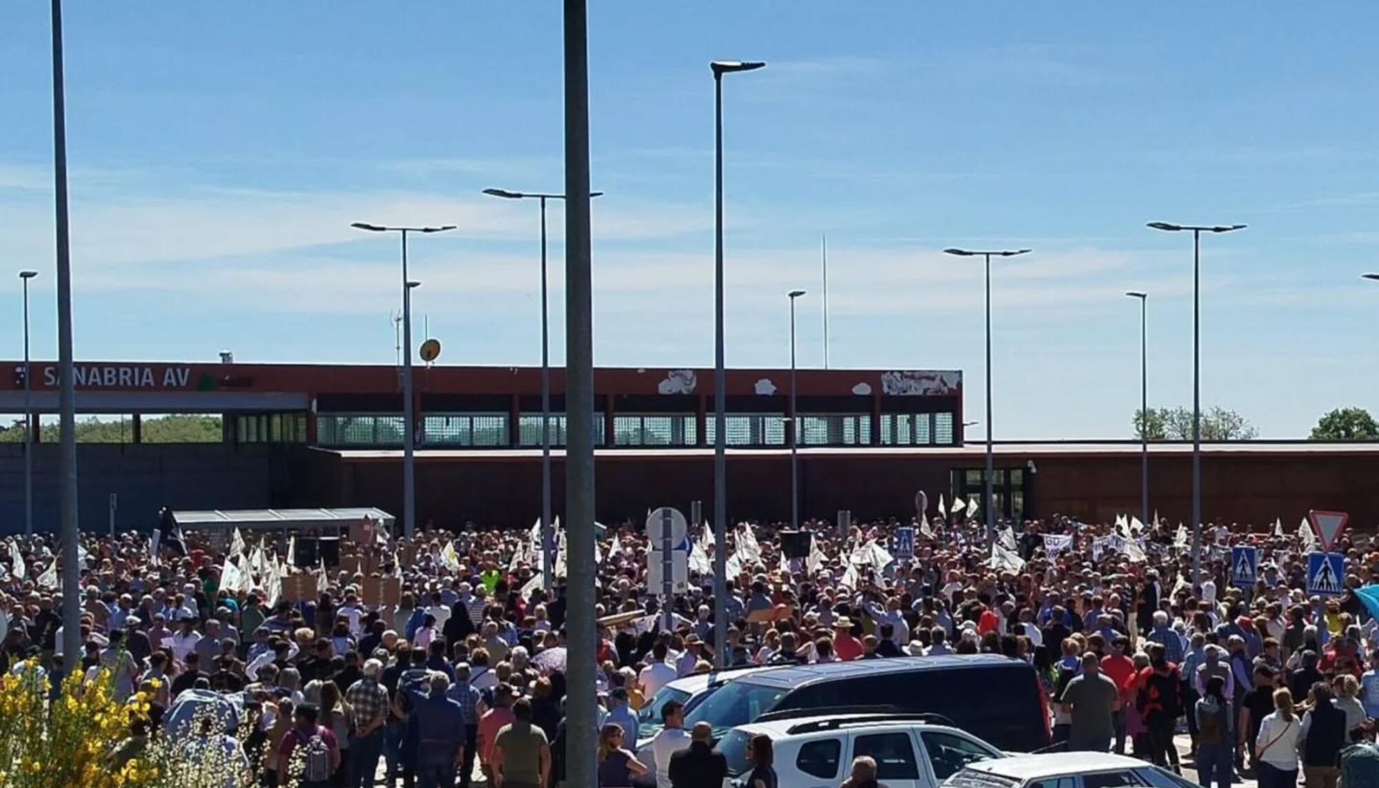 Manifestacion sanabria Ave